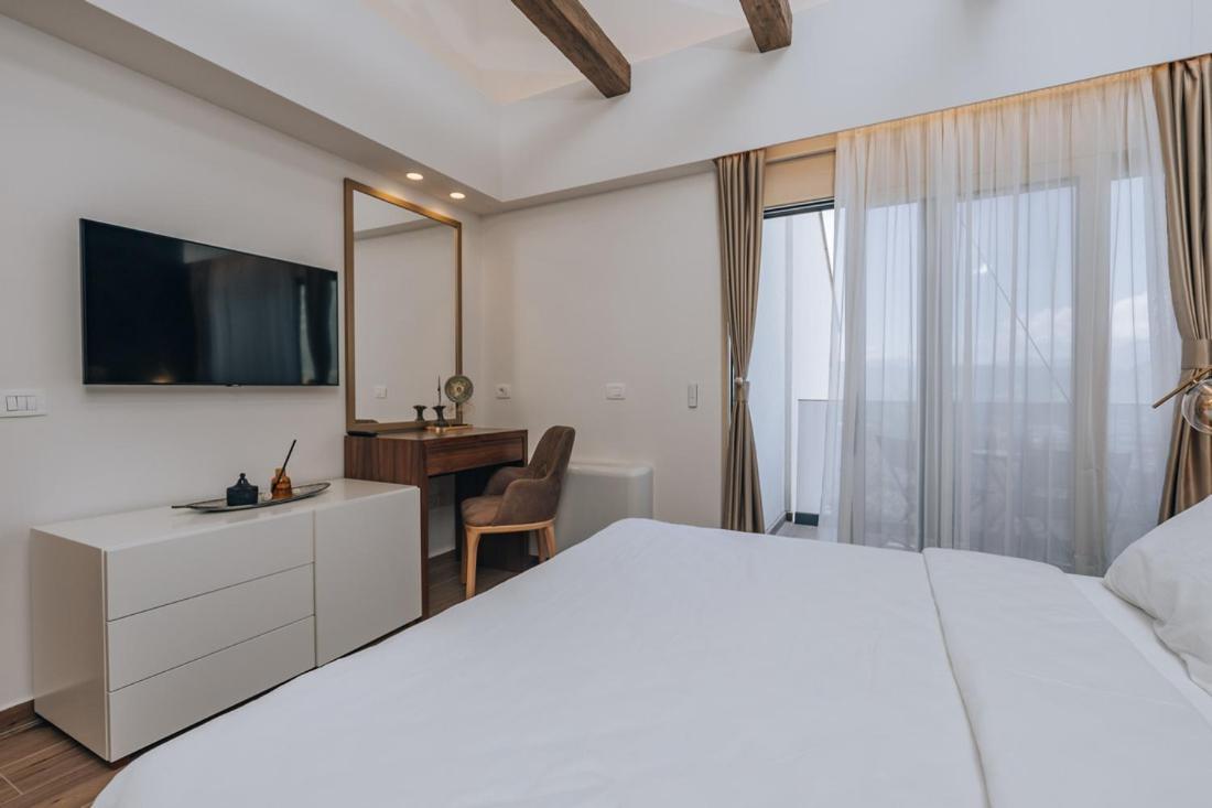 Villa Principium With Infinity Edge Pool&Hot Tub Kotor Buitenkant foto